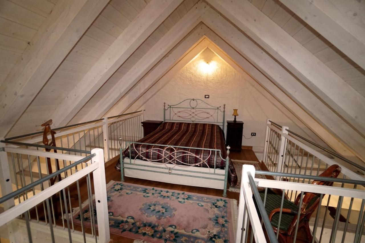 Casa Del Cecco Villa Trontano Luaran gambar